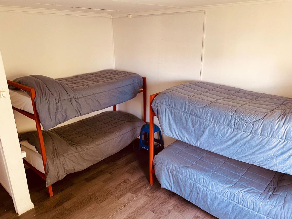 פורטו נטאלס Hostel Paihuen מראה חיצוני תמונה